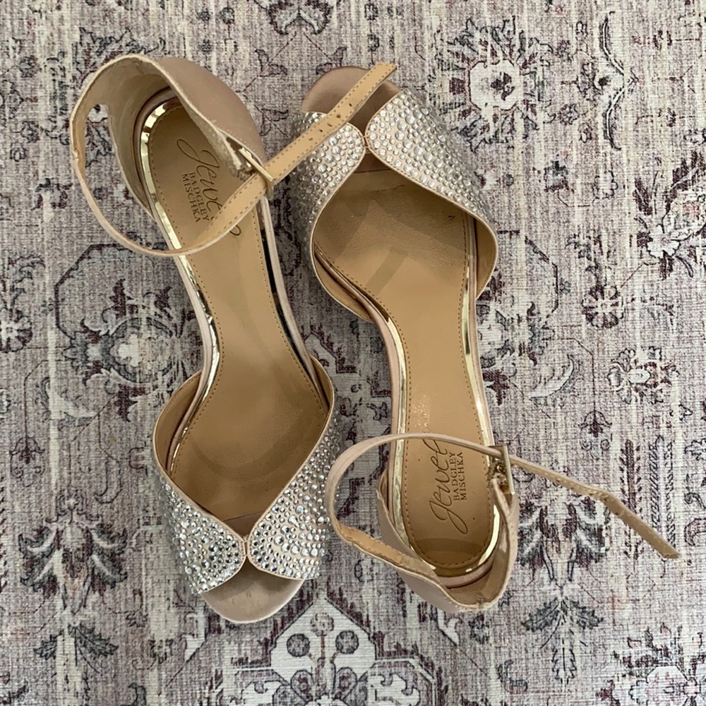 Badgley Mischka low heel wedding shoe
